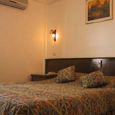 Reishan Hotel Тургутрейс Екстериор снимка
